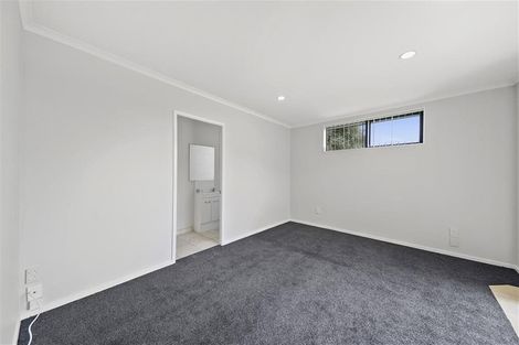 Photo of property in 14 Frederick Reece Drive, The Gardens, Auckland, 2105