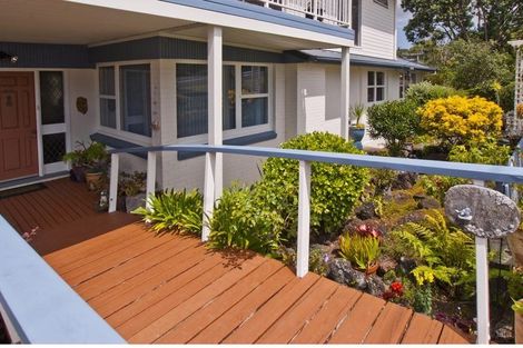 Photo of property in 1/99 Pah Road, Cockle Bay, Auckland, 2014