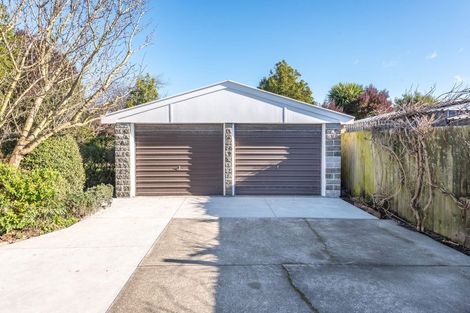 Photo of property in 17 Moyna Avenue, Dallington, Christchurch, 8061