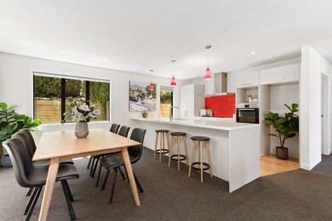 Photo of property in 2/4 Redfern Terrace, Arthurs Point, Queenstown, 9371