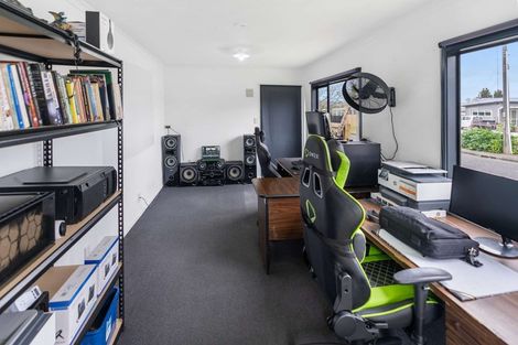 Photo of property in 8 Murray Road, Fairy Springs, Rotorua, 3015