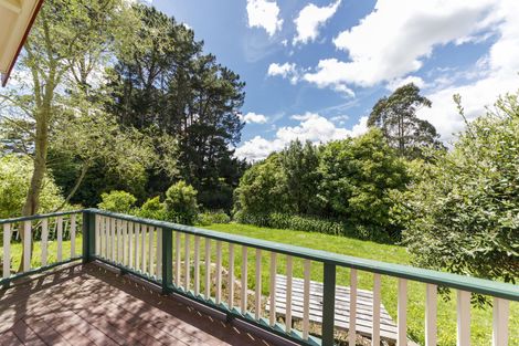 Photo of property in 68 Harts Road, Turitea, Palmerston North, 4472