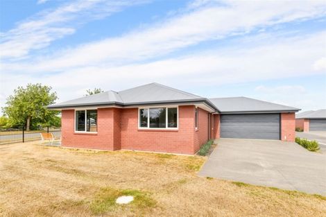 Photo of property in 1a Clifford Place, Amberley, 7410