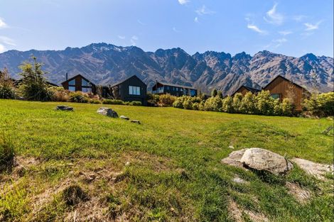 Photo of property in 5 Falconer Rise, Jacks Point, Queenstown, 9371