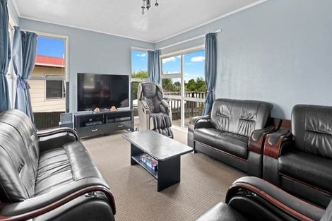 Photo of property in 14 Yearsley Place, Manurewa, Auckland, 2102