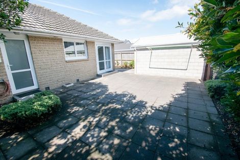 Photo of property in 1/180 Edgeware Road, Edgeware, Christchurch, 8013
