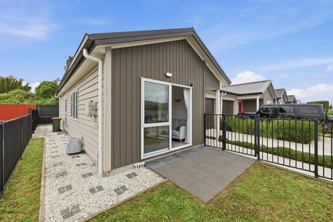 Photo of property in 31 Harore Road, Takanini, 2112