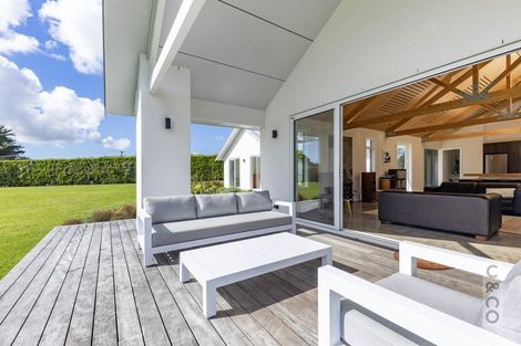 Photo of property in 88 Taupaki Road, Taupaki, Henderson, 0782