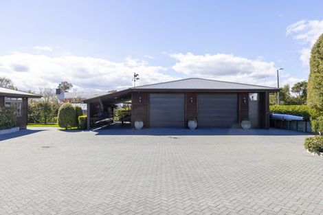 Photo of property in 12 Mahuta Road, Waitahanui, Taupo, 3378