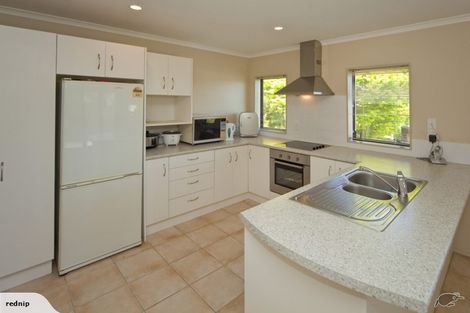 Photo of property in 3 Jomard Terrace, Northcross, Auckland, 0632
