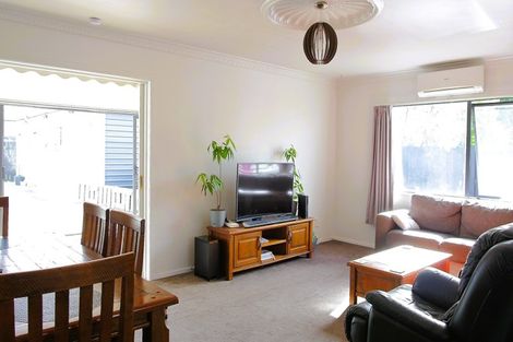 Photo of property in 77 Roberts Line, Kelvin Grove, Palmerston North, 4414