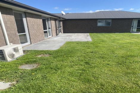 Photo of property in 8 Waltham Place, Rototuna North, Hamilton, 3210