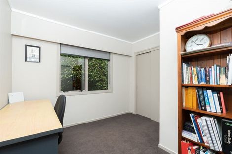 Photo of property in 178 Sandwich Road, St Andrews, Hamilton, 3200