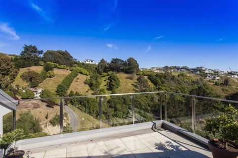 Photo of property in 17 Mandalay Lane, Redcliffs, Christchurch, 8081