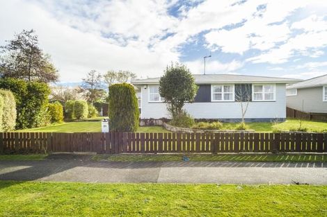 Photo of property in 56 Apollo Parade, Milson, Palmerston North, 4414