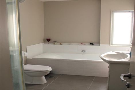 Photo of property in 1/18 Montgomery Avenue, Karori, Wellington, 6012