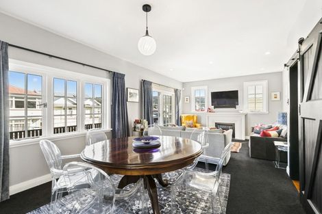 Photo of property in 43 Pirie Street, Mount Victoria, Wellington, 6011