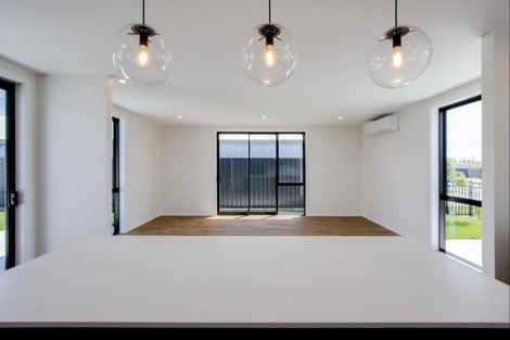 Photo of property in 2 Wai Whatu Street, Meeanee, Napier, 4110