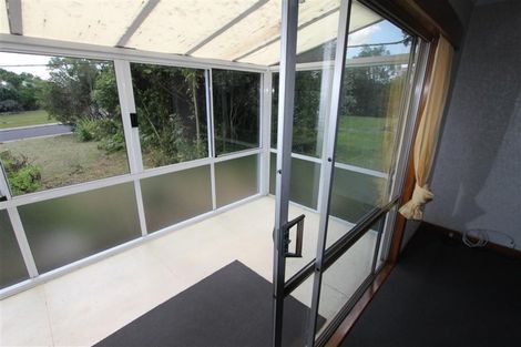 Photo of property in 12 Mawney Road, Henderson, Auckland, 0610