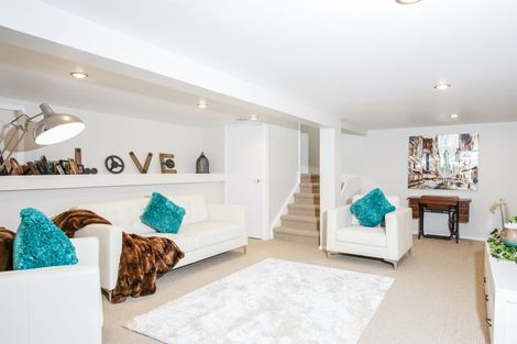 Photo of property in 559 South Titirangi Road, Titirangi, Auckland, 0604