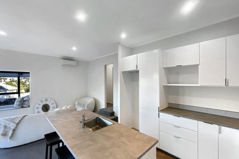 Photo of property in 23 Ian Sage Avenue, Torbay, Auckland, 0630
