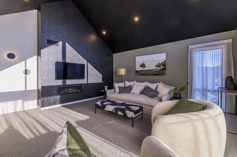 Photo of property in 37 Ruapehu Street, Paraparaumu, 5032