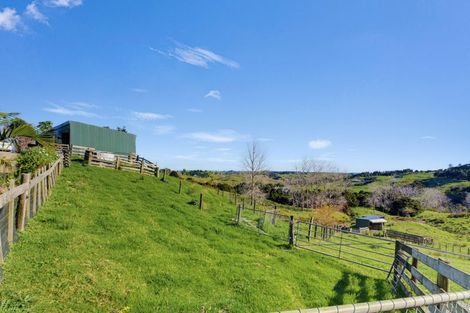 Photo of property in 63 Porter Road, Paparoa, 0571