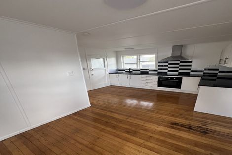 Photo of property in 447 Massey Road, Mangere East, Auckland, 2024