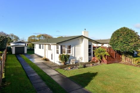 Photo of property in 12 Katherine Place, Melville, Hamilton, 3206