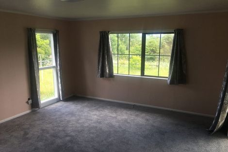 Photo of property in 695 State Highway 16, Kumeu, 0891