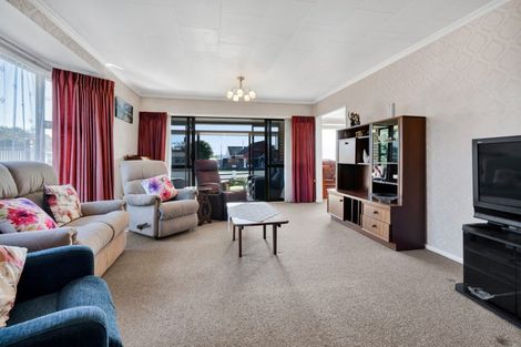 Photo of property in 25 Koromiko Street, Inglewood, 4330