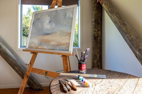 Photo of property in 23 Ocean Road, Surfdale, Waiheke Island, 1081