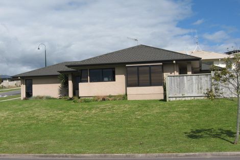 Photo of property in 1 Bateleur Close, Welcome Bay, Tauranga, 3112