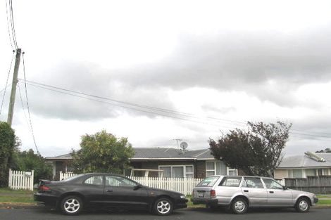 Photo of property in 1/23 Sunnynook Road, Forrest Hill, Auckland, 0620