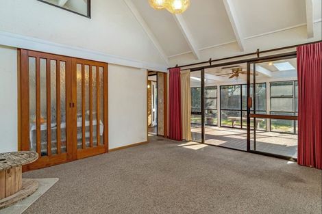 Photo of property in 37 Waitui Grove, Mount Maunganui, 3116