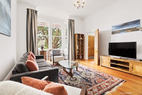 Photo of property in 22 Talavera Terrace, Kelburn, Wellington, 6012