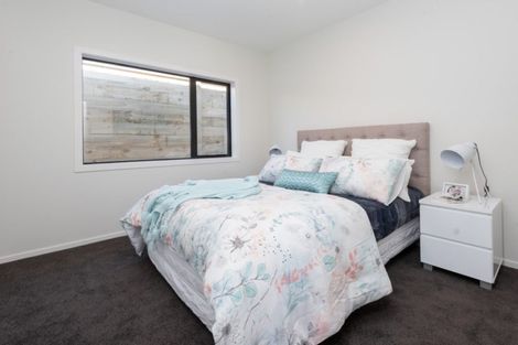 Photo of property in 31 Opouatu Avenue, Glenbrook, 2681