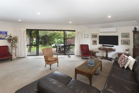 Photo of property in 1/204 Greers Road, Bryndwr, Christchurch, 8053