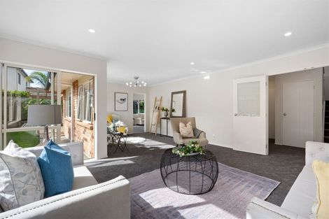 Photo of property in 3 Banshire Close, Flat Bush, Auckland, 2016