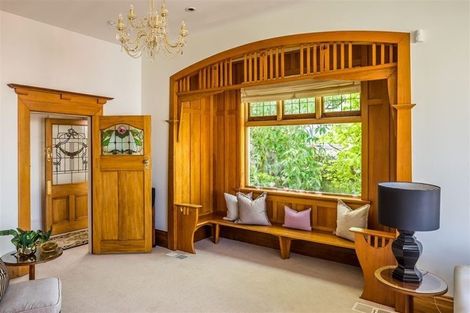 Photo of property in 13 Talavera Terrace, Kelburn, Wellington, 6012