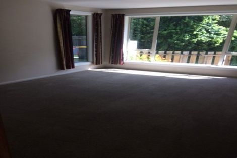 Photo of property in 7 Dinton Street, Russley, Christchurch, 8042