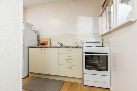 Photo of property in 73 Lynden Avenue, Hillcrest, Auckland, 0627