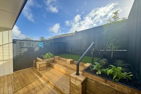 Photo of property in 12/506 Glenfield Road, Bayview, Auckland, 0629