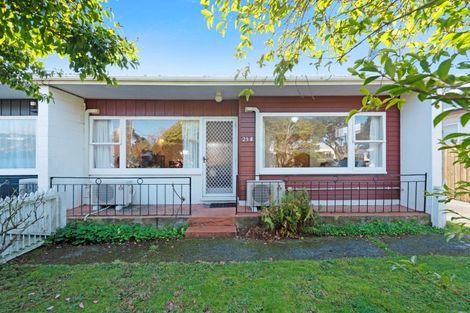 Photo of property in 23b Rotherham Terrace, Miramar, Wellington, 6022