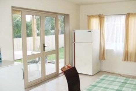 Photo of property in 27a Captain Scott Road, Glen Eden, Auckland, 0602