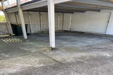 Photo of property in 10 Coronation Road, Glenfield, Auckland, 0627