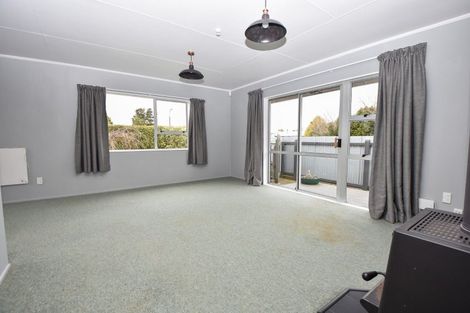 Photo of property in 12 Moore Crescent, Carterton, 5713