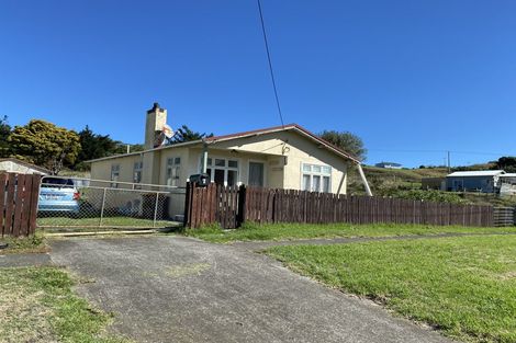 Photo of property in 7 Norfolk Street, Patea, 4520
