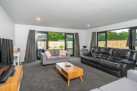 Photo of property in 15 Robert Duncan Road, Belfast, Christchurch, 8051