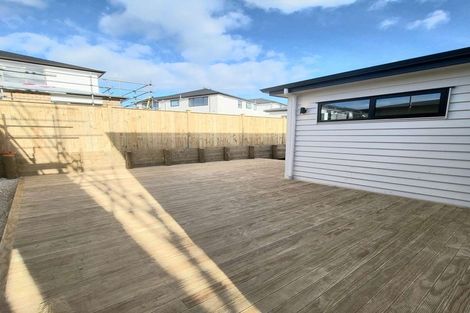 Photo of property in 62 Drumbuoy Drive, Flat Bush, Auckland, 2019